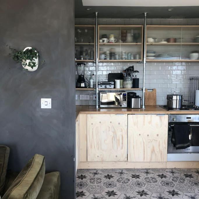 3 Bedroom Penthouse Apartment Manchester Extérieur photo